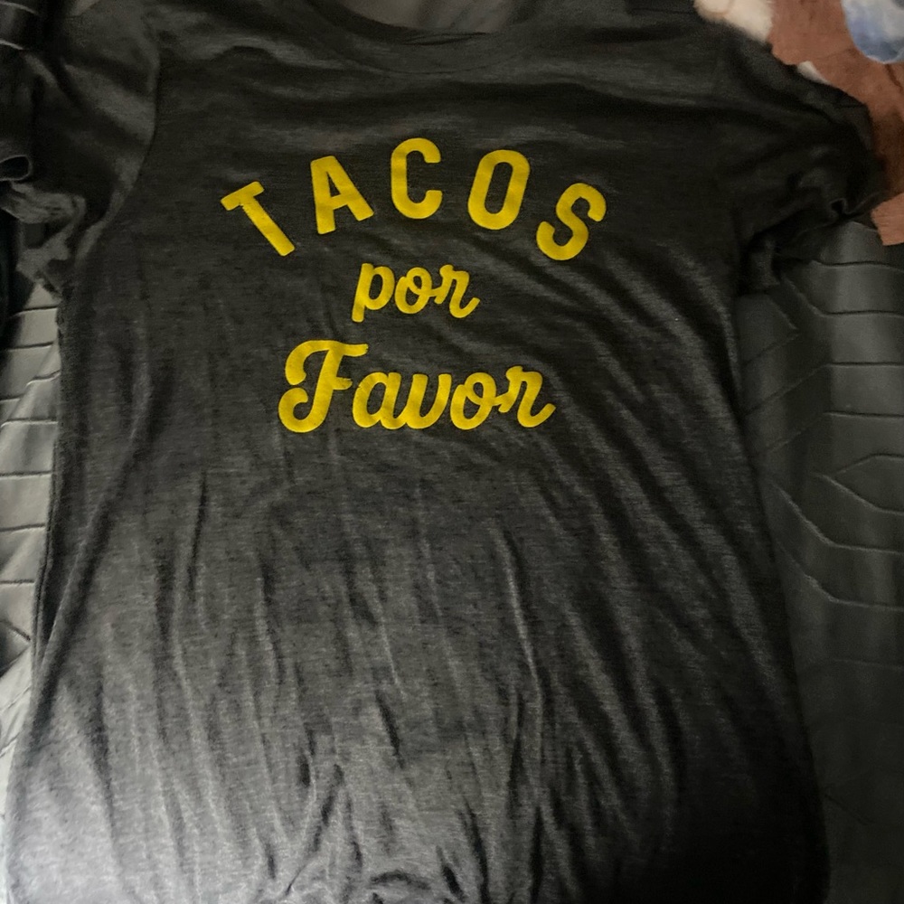 A shirt that can be used for sleeping or going out
